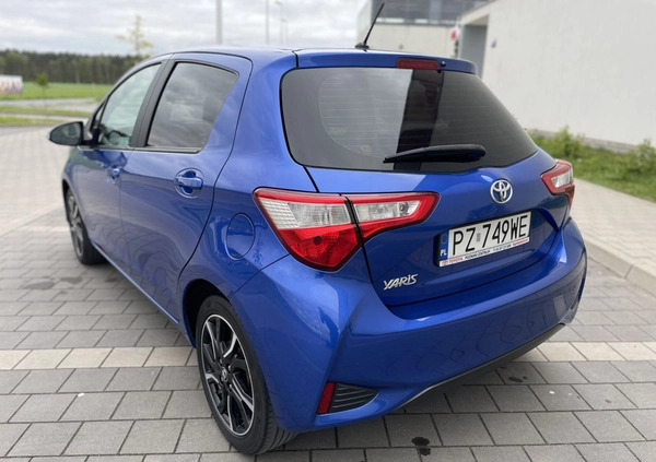 Toyota Yaris cena 40900 przebieg: 116551, rok produkcji 2017 z Swarzędz małe 407